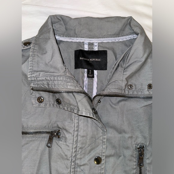 Banana Republic Utility Jacket - Picture 2 of 3